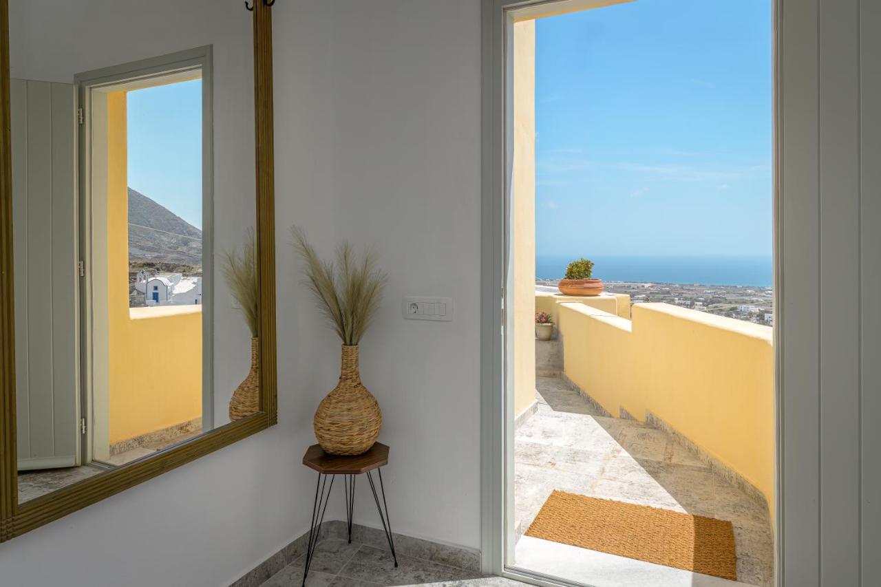 Geminos Complex Villas Kamari  Exterior photo