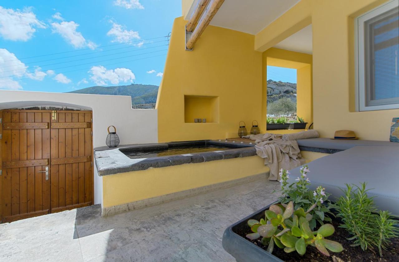 Geminos Complex Villas Kamari  Exterior photo