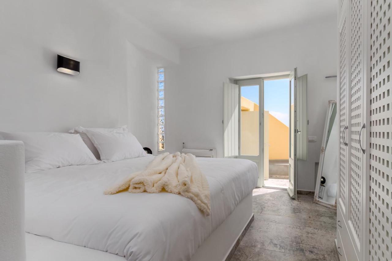 Geminos Complex Villas Kamari  Exterior photo